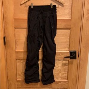 Ivviva | Lululemon Black Live to Move - girls 8